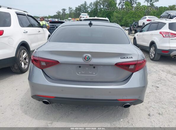 ZARFAMBN0M7647671 2021 ALFA ROMEO GIULIA Gray 