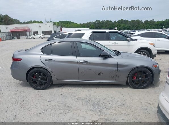 ZARFAMBN0M7647671 2021 ALFA ROMEO GIULIA Gray Սալոնի հետևի տեսք