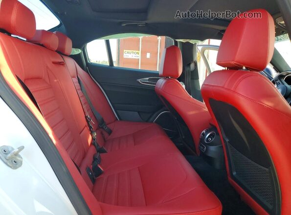 ZARFAMBN0P7668850 2023 ALFA ROMEO GIULIA White Вид задніх сидінь