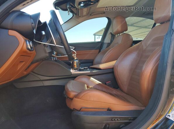 ZARFAMBN3K7606612 2019 ALFA ROMEO GIULIA Черный Вид салона спереди