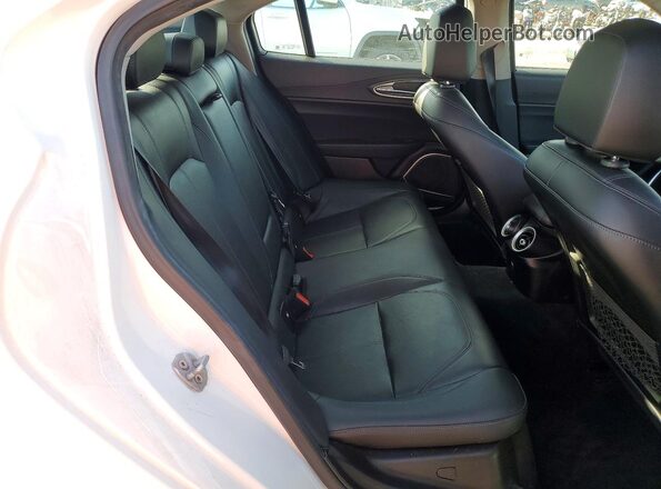 ZARFAMBN7M7649997 2021 ALFA ROMEO GIULIA White Հետևի նստատեղերի տեսք
