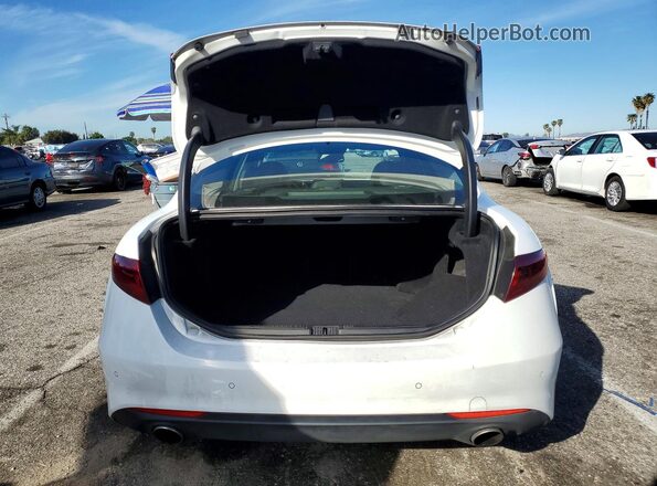 ZARFAMBN7M7649997 2021 ALFA ROMEO GIULIA White Հետևի տեսք