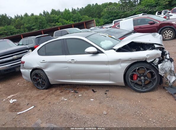 ZARFANBN1M7643148 2021 ALFA ROMEO GIULIA Серебряный Вид задней части салона