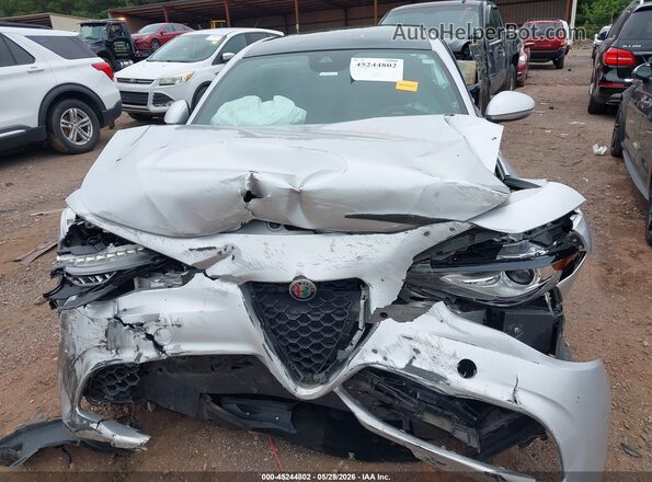 ZARFANBN1M7643148 2021 ALFA ROMEO GIULIA Серебряный Вид спереди