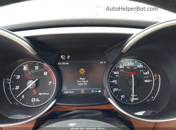 ZARFANBN4M7645668 2021 ALFA ROMEO GIULIA Red Հետևի նստատեղերի տեսք