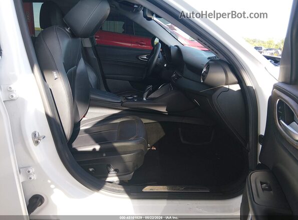ZARFANBN5K7611624 2019 ALFA ROMEO GIULIA White 