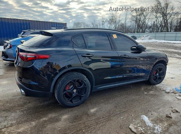 ZASFAKPN2J7B85172 2018 ALFA ROMEO STELVIO Black Հետևի աջ
