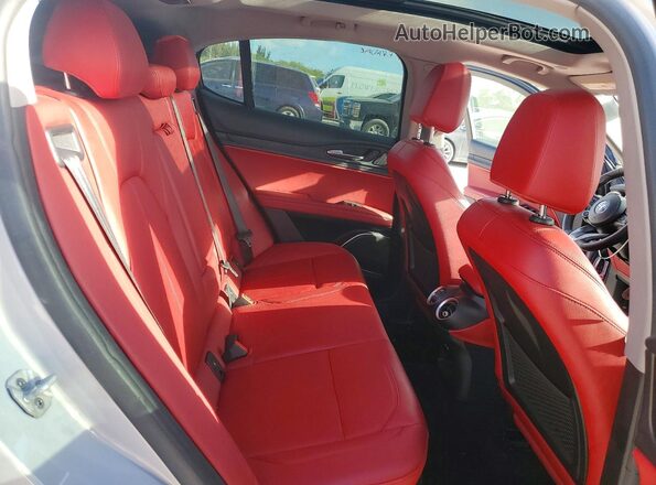 ZASPAJAN0L7C90819 2020 ALFA ROMEO STELVIO Silver Vista interior trasera