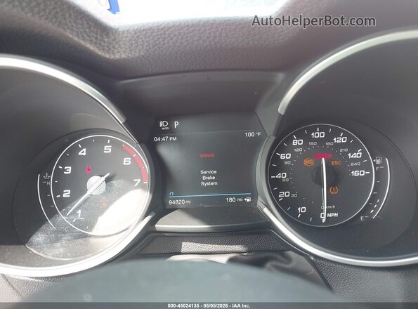 ZASPAJAN1L7C91252 2020 ALFA ROMEO STELVIO Red Widok tylnych siedzeń