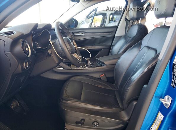 ZASPAJAN3K7C70448 2019 ALFA ROMEO STELVIO Blue Սալոնի դիմացի տեսք