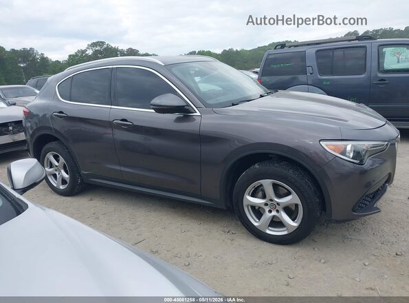 ZASPAJAN7K7C41129 2019 ALFA ROMEO STELVIO Black Vista del cuadro de instrumentos