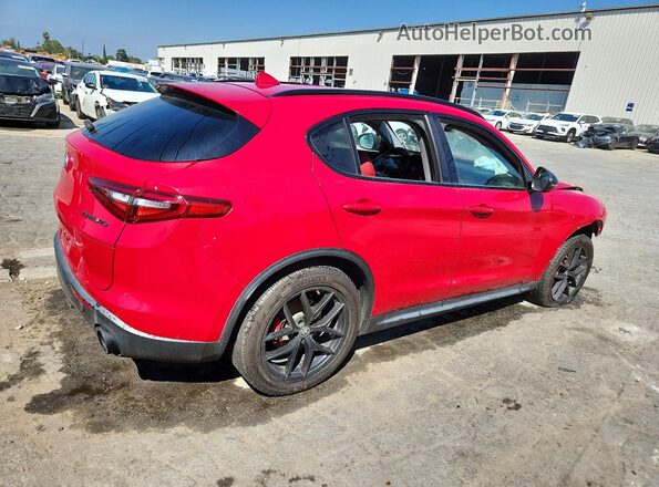 ZASPAJAN8K7C69358 2019 ALFA ROMEO STELVIO Красный 