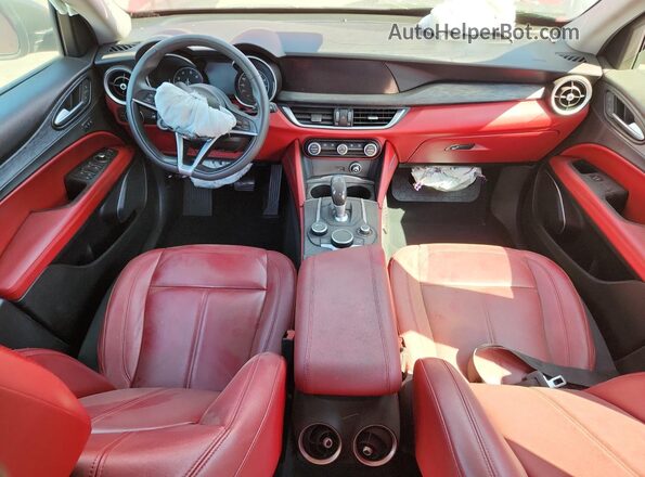 ZASPAJAN8K7C69358 2019 ALFA ROMEO STELVIO Красный 