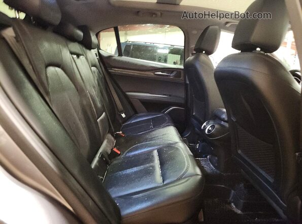 ZASPAKBN0K7C43356 2019 ALFA ROMEO STELVIO Gray Rear interior view