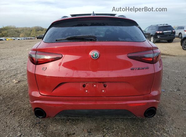 ZASPAKBN0M7D05471 2021 ALFA ROMEO STELVIO Red Widok z tyłu