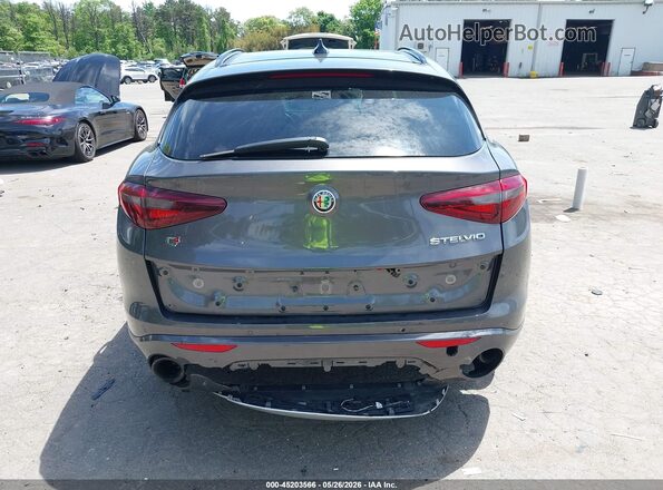 ZASPAKBN0P7D54187 2023 ALFA ROMEO STELVIO Gray 