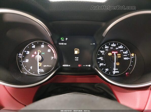 ZASPAKBN3M7D01267 2021 ALFA ROMEO STELVIO White Widok tylnych siedzeń