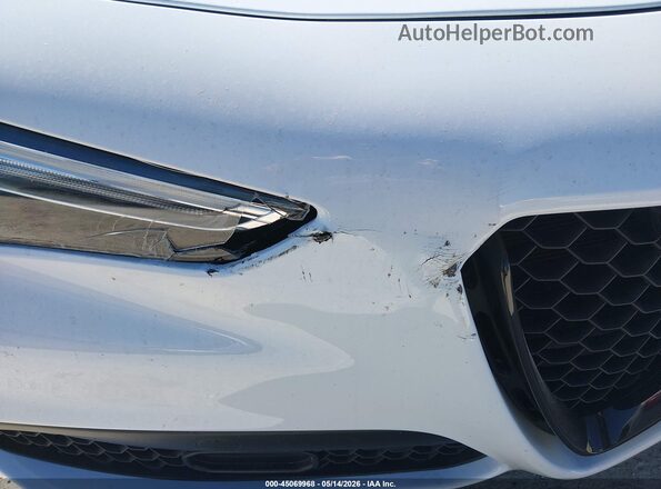 ZASPAKBN3M7D02127 2021 ALFA ROMEO STELVIO White Vista frontal