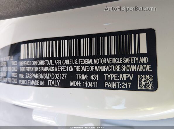 ZASPAKBN3M7D02127 2021 ALFA ROMEO STELVIO White Vista del compartimento del motor