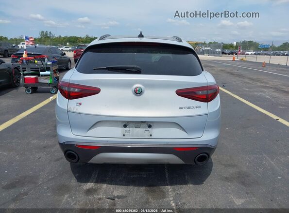 ZASPAKBN3N7D30186 2022 ALFA ROMEO STELVIO Silver 