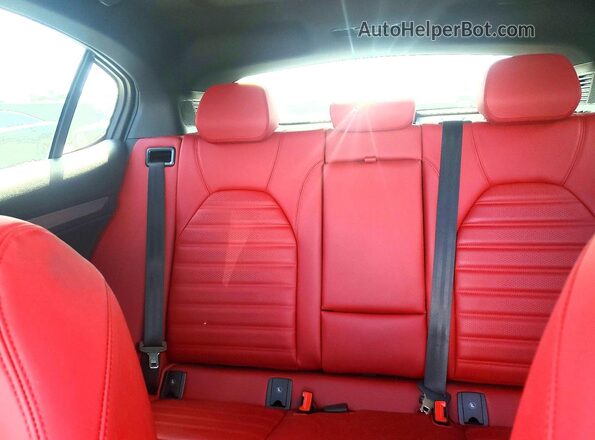 ZASPAKBN4P7D55021 2023 ALFA ROMEO STELVIO White Вид задніх сидінь