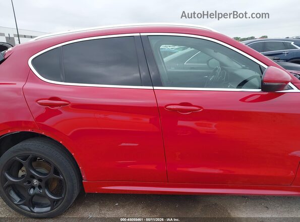 ZASPAKBN7L7C92331 2020 ALFA ROMEO STELVIO Red 360 interior view
