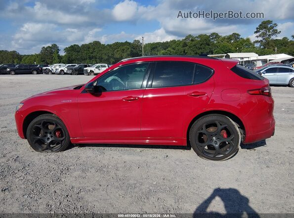 ZASPAKBN7N7D27999 2022 ALFA ROMEO STELVIO Red 360 interior view