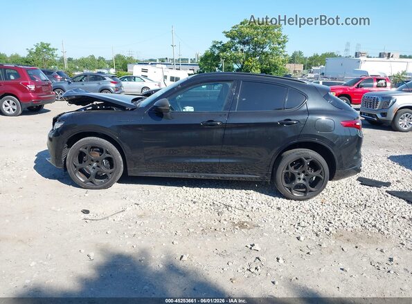 ZASPAKBN9P7D55127 2023 ALFA ROMEO STELVIO Black 