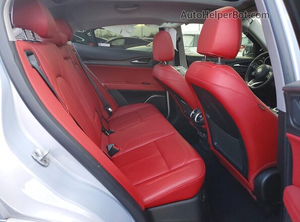 ZASPAKBNXM7D14971 2021 ALFA ROMEO STELVIO Серебряный 