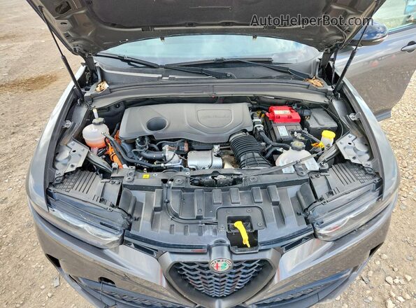 ZASPATDWXR3039240 2024 ALFA ROMEO OTHER Gray Вид підкапотного простору