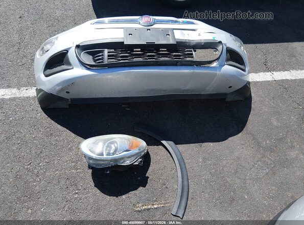 ZFBCFXAB8HP587283 2017 FIAT 500X Silver Instrument cluster view