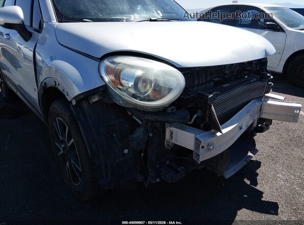 ZFBCFXAB8HP587283 2017 FIAT 500X Silver Rear interior view