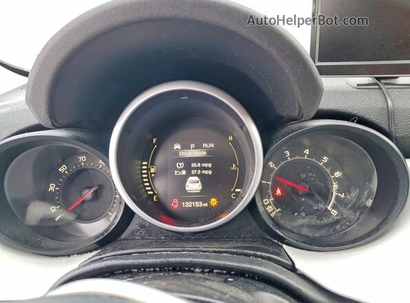 ZFBCFXBT3GP371332 2016 FIAT 500X Белый Вид щитка приборов