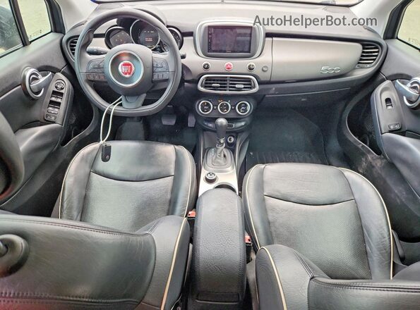 ZFBCFYCB7HP594731 2017 FIAT 500X Gray Widok deski rozdzielczej