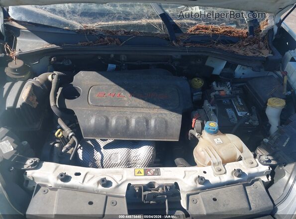 ZFBERFAT2G6B39616 2016 RAM PROMASTER CITY White Հետևի տեսք