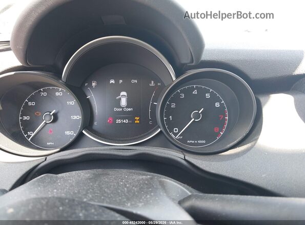 ZFBNF3B13PP989122 2023 FIAT 500X Gray Vista de los asientos traseros