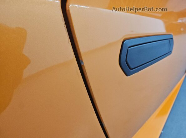 ZHWUT4ZF6LLA13825 2020 LAMBORGHINI HURACAN Orange 