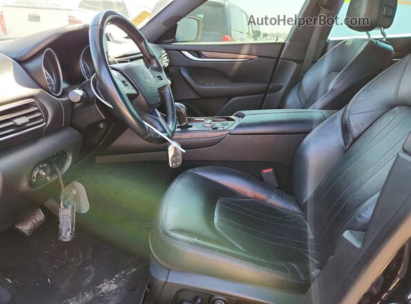 ZN661XUAXHX248129 2017 MASERATI LEVANTE Black Vista interior delantera