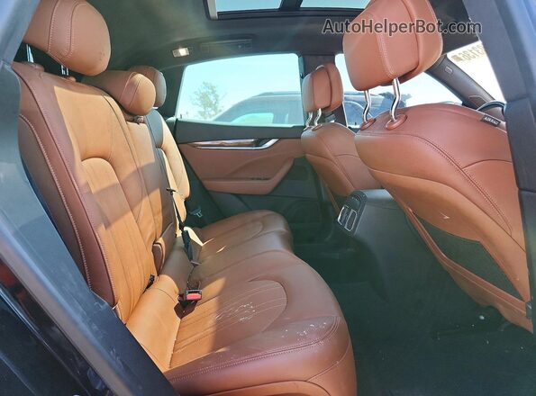 ZN661XUAXNX397247 2022 MASERATI LEVANTE Blue Вид задньої частини салону