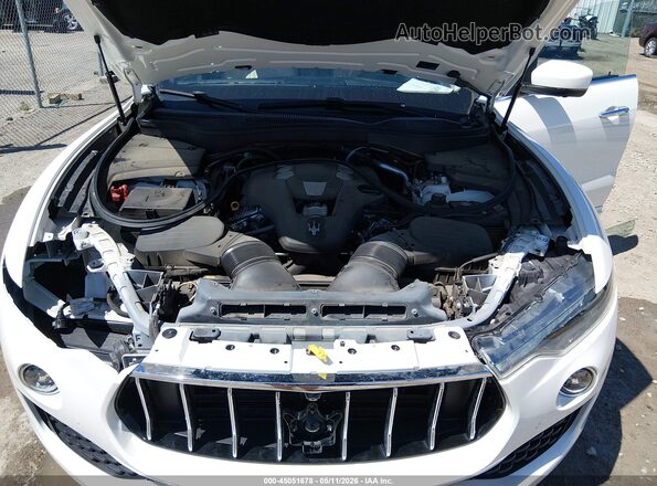 ZN661XULXKX320536 2019 MASERATI LEVANTE White Հետևի տեսք
