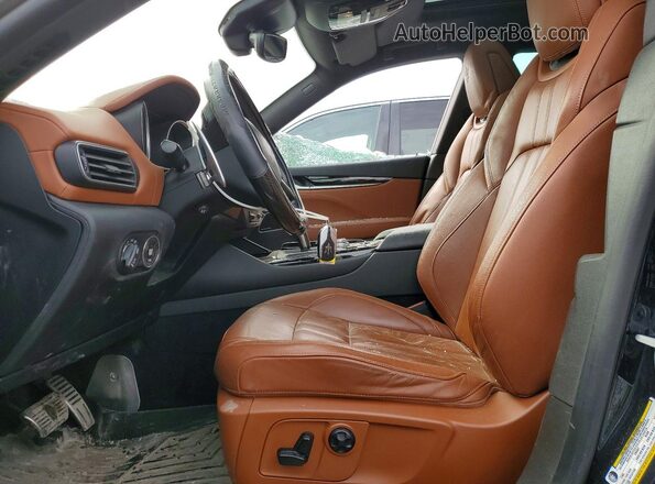 ZN661YUS0KX334152 2019 MASERATI LEVANTE Blue Widok wnętrza z przodu