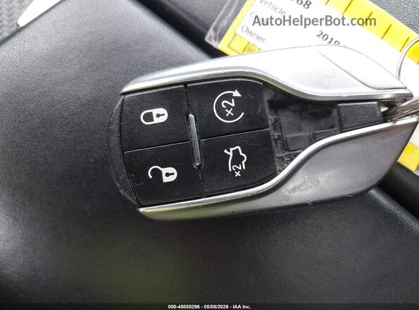 ZN661ZUAXKX315668 2019 MASERATI LEVANTE Gray 