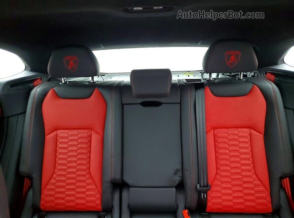 ZPBUA1ZL6NLA20754 2022 LAMBORGHINI URUS White Հետևի նստատեղերի տեսք