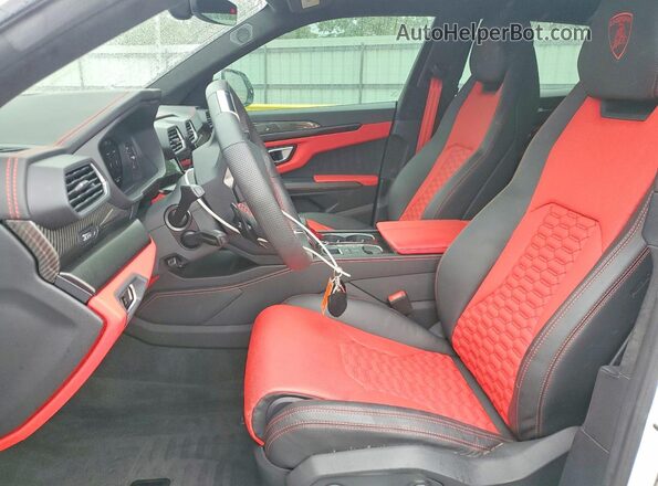 ZPBUA1ZL6NLA20754 2022 LAMBORGHINI URUS White Սալոնի դիմացի տեսք