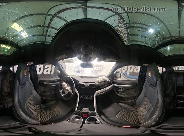 ZPBUA1ZL7MLA15626 2021 LAMBORGHINI URUS Silver 360 interior view