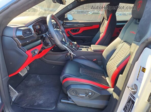ZPBUB3ZL5RLA35194 2024 LAMBORGHINI URUS Белый Вид салона спереди