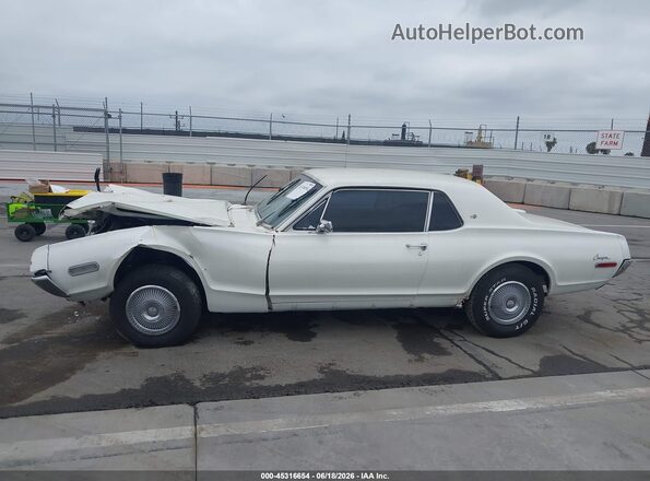0000008F93F590213 1970 MERCURY COUGAR Белый Панорамный вид салона 360°