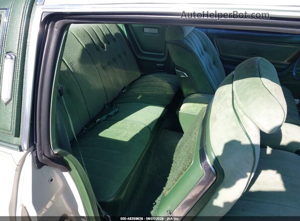 0000SS22N7R255705 1977 CHRYSLER CORDOBA Кремовый Вид наклейки с VIN-кодом