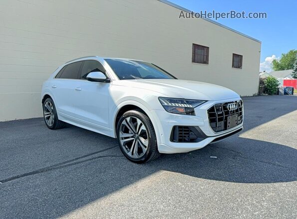 WA1CVAF10KD005323 2019 AUDI Q8 White 