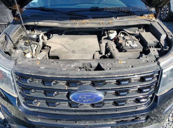1FM5K8GT9HGB03222 2017 FORD EXPLORER Черный Вид наклейки с VIN-кодом
